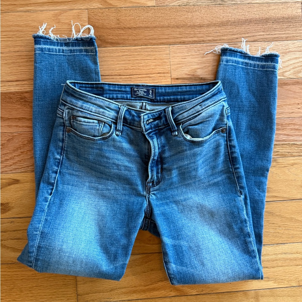 Abercrombie & Fitch Blue Skinny Frayed Hem Jeans